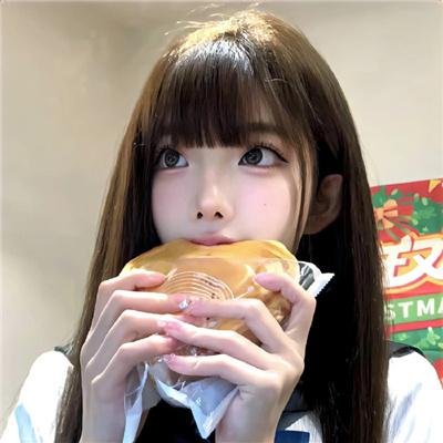 蓝色嘴巴的脸